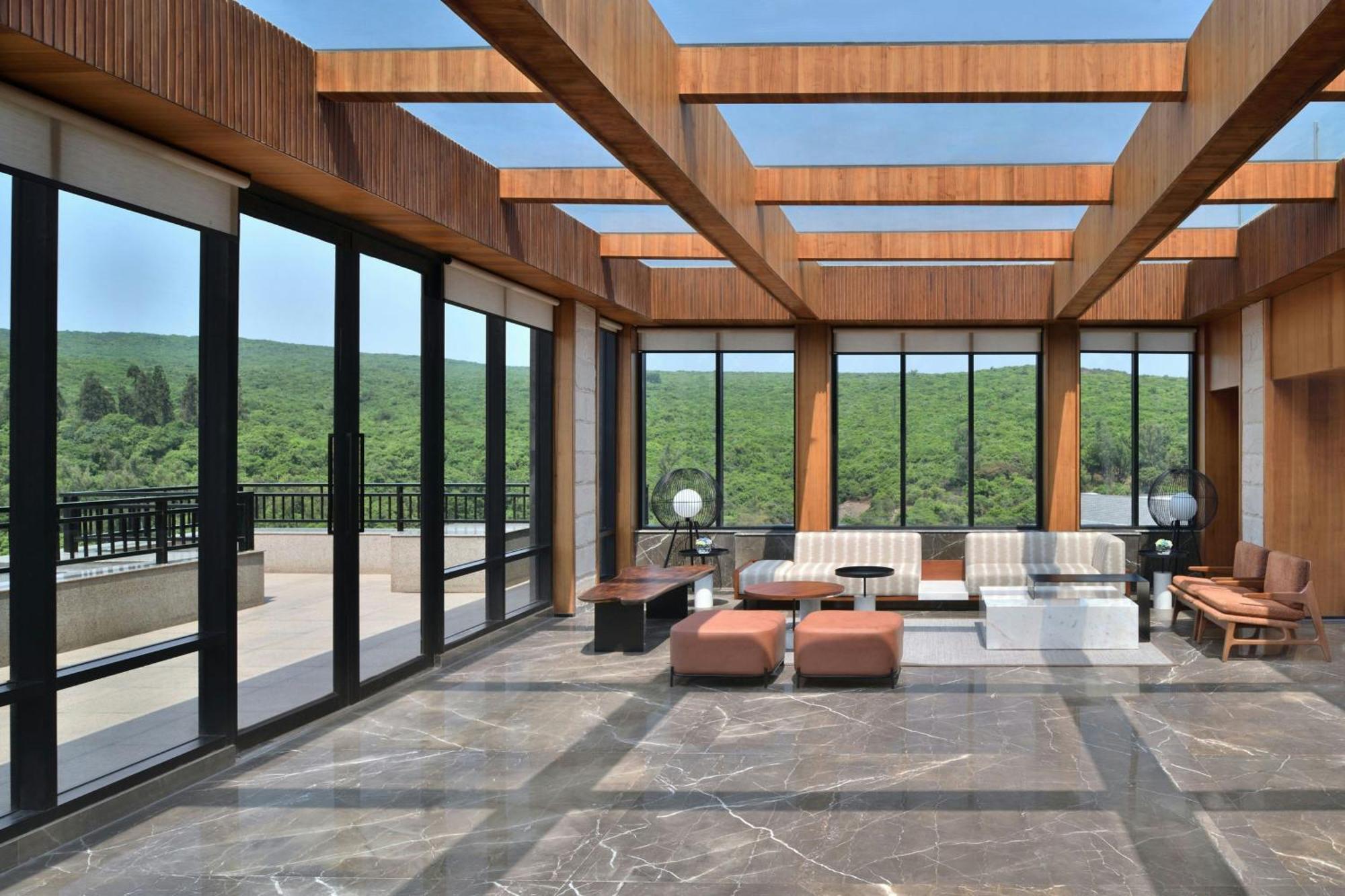 Courtyard By Marriott Mahabaleshwar Hotel Екстериор снимка