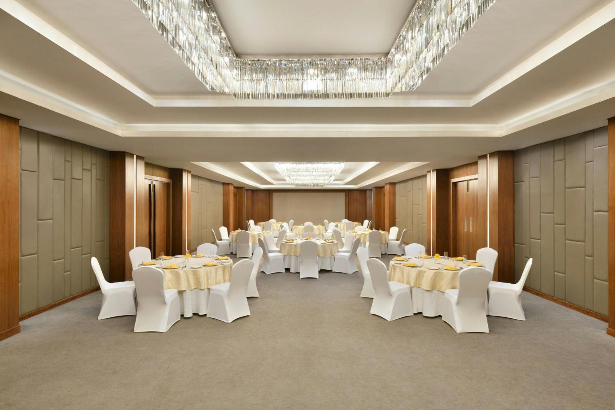 Courtyard By Marriott Mahabaleshwar Hotel Екстериор снимка