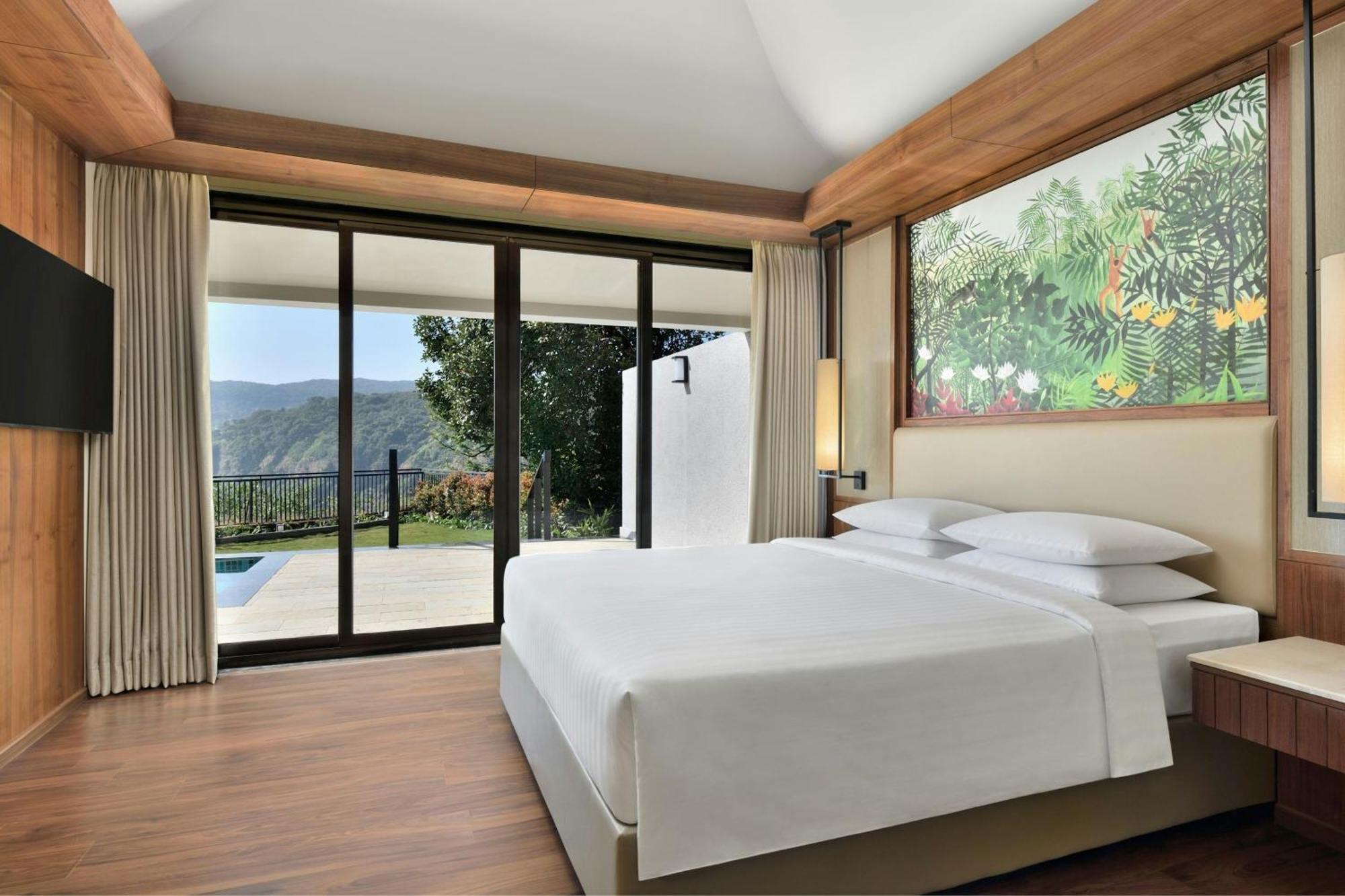 Courtyard By Marriott Mahabaleshwar Hotel Екстериор снимка