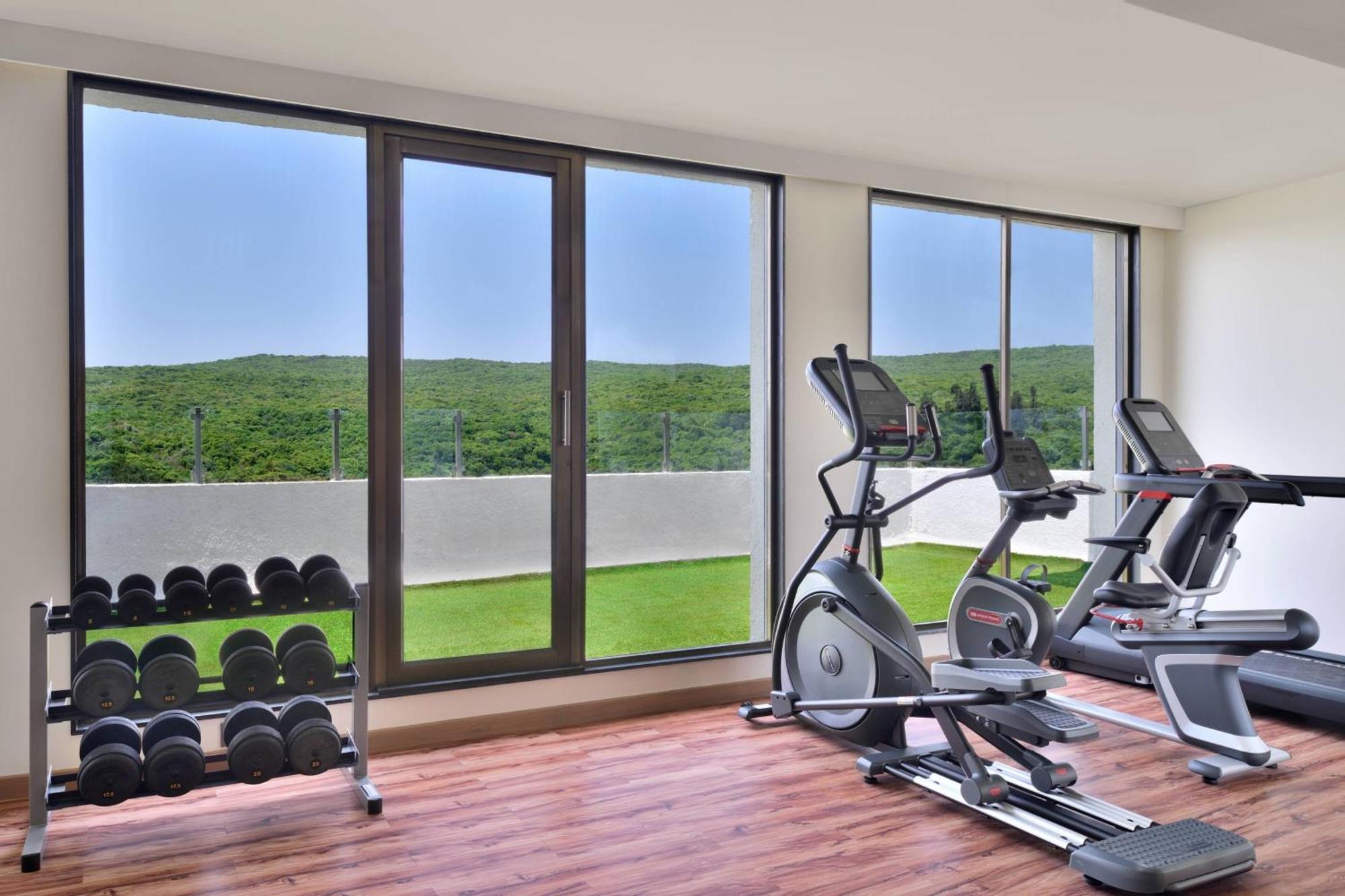 Courtyard By Marriott Mahabaleshwar Hotel Екстериор снимка